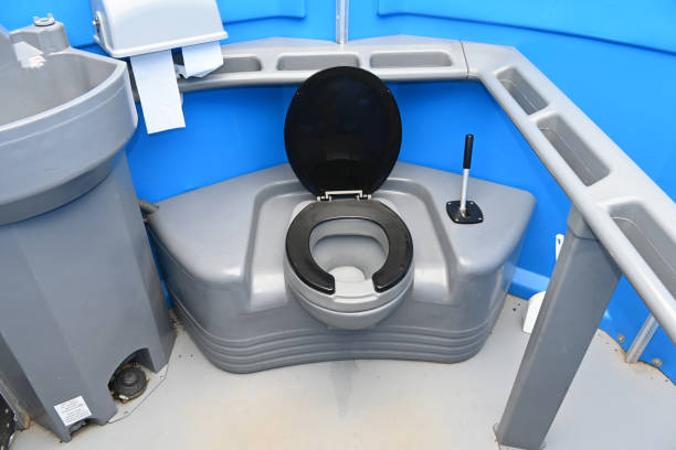 Best Portable restroom trailer rental  in Middleport, NY